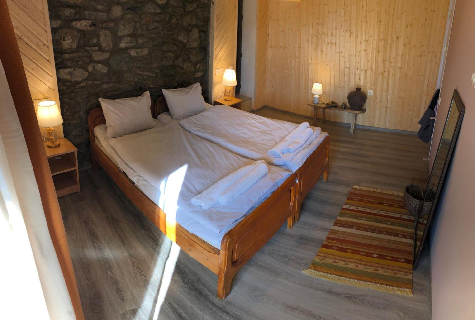 Guest House Keti Margiani 메스티아 외부 사진