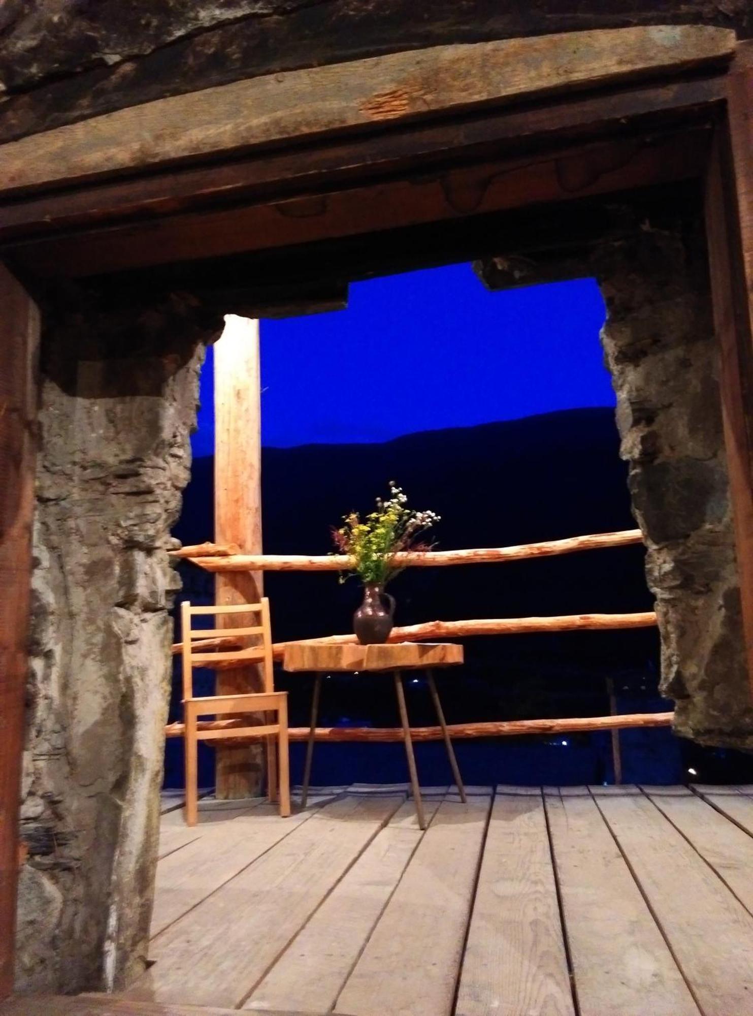 Guest House Keti Margiani 메스티아 외부 사진