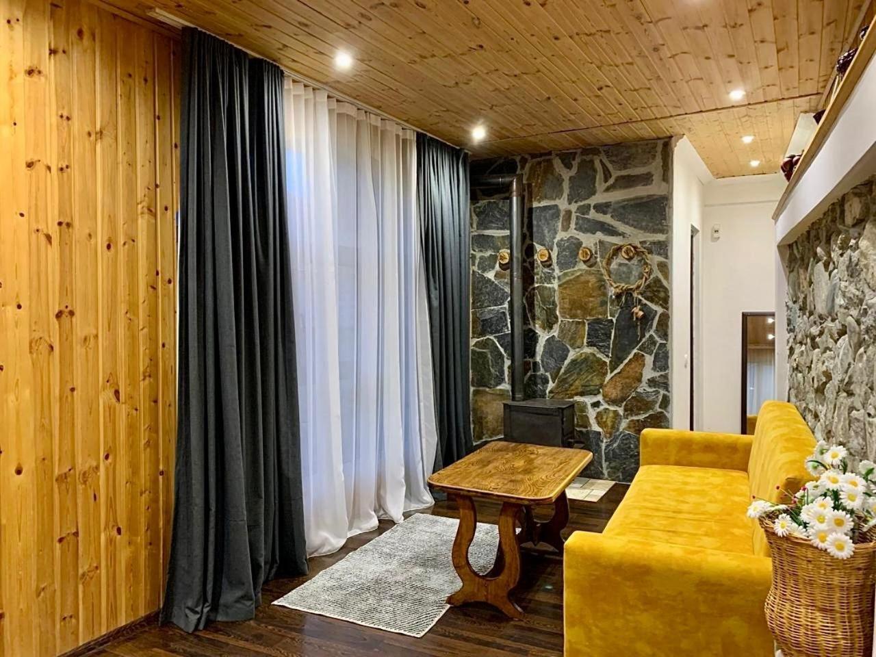 Guest House Keti Margiani 메스티아 외부 사진