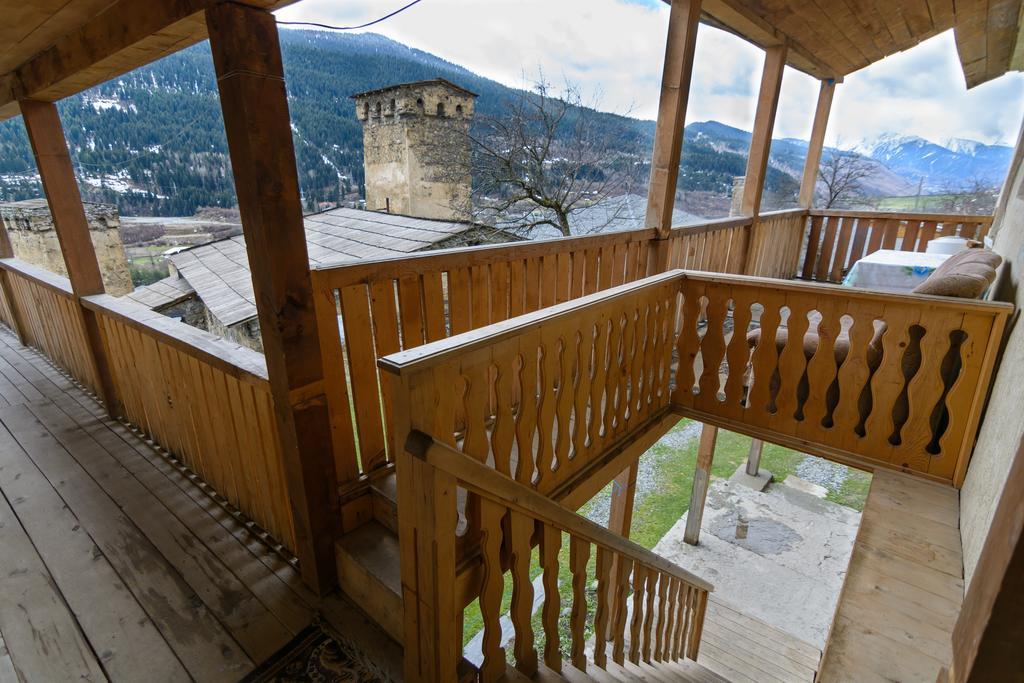 Guest House Keti Margiani 메스티아 외부 사진