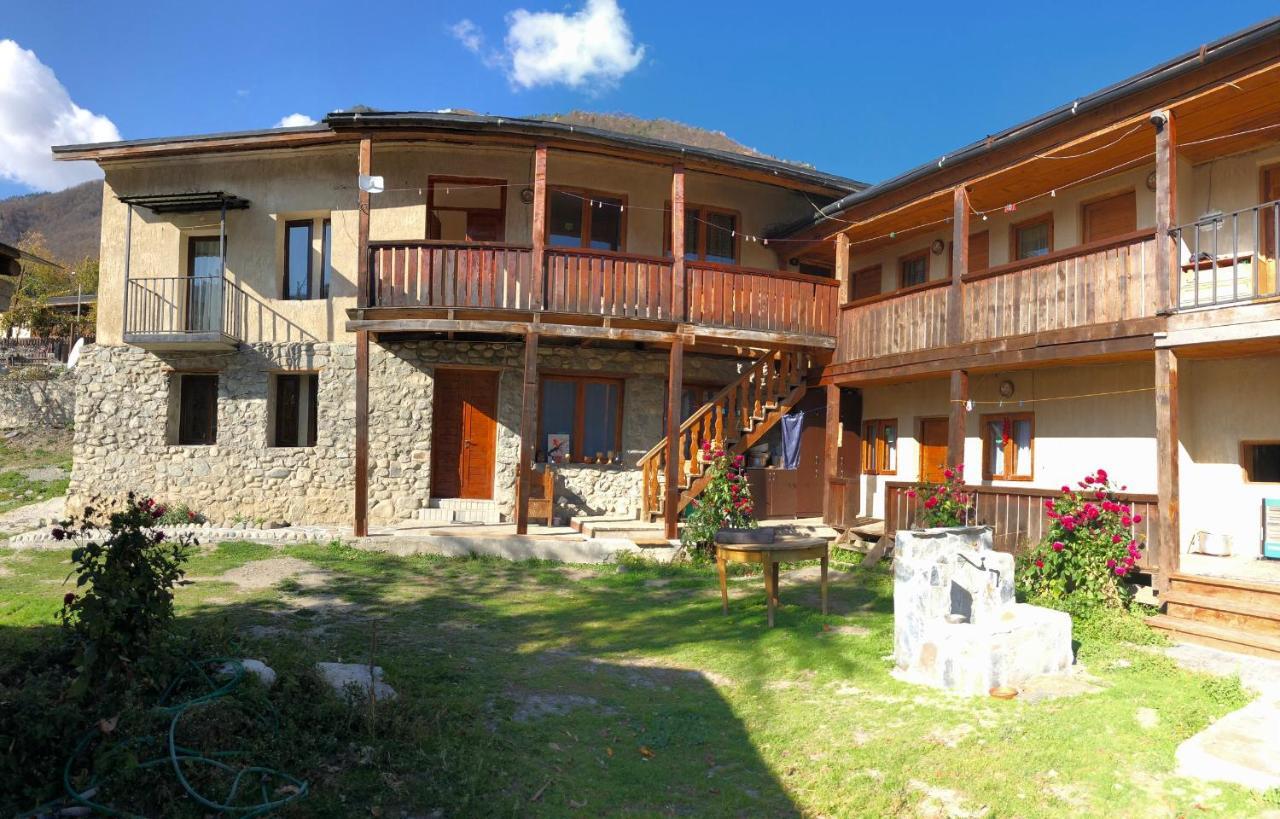 Guest House Keti Margiani 메스티아 외부 사진